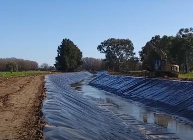 宜良土工膜魚池的所需維護(hù)